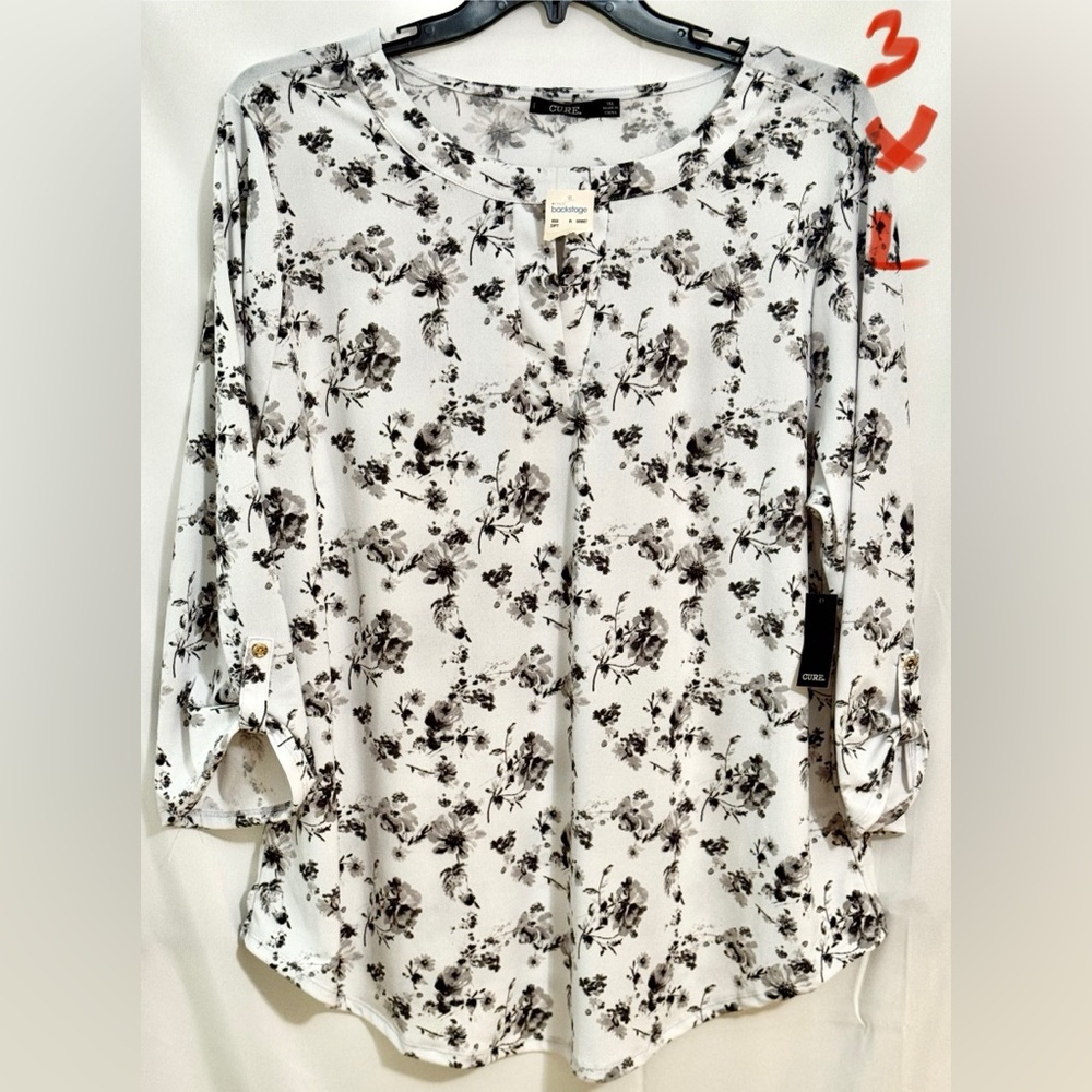 Floral Print Women's Top - Black and White